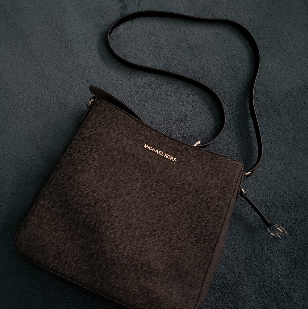 Michael Kors messenger bag